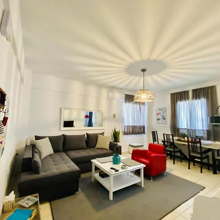Gianna's Cozy And Shining * Aigio