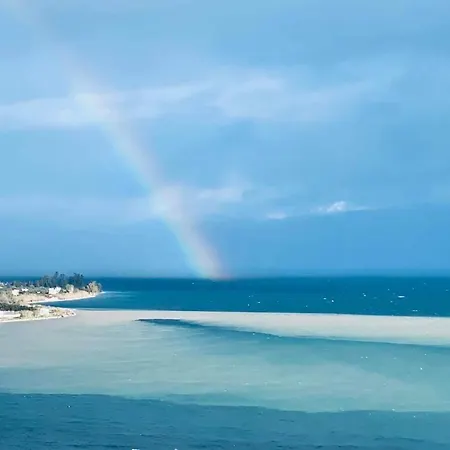 Gianna's Cozy And Shining *