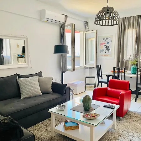 Gianna's Cozy And Shining *