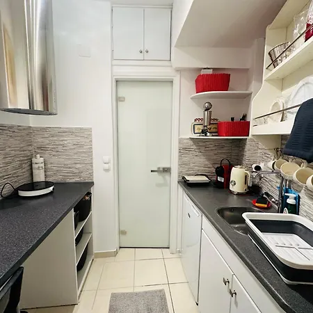 Apartment Gianna's Cozy And Shining Aigio