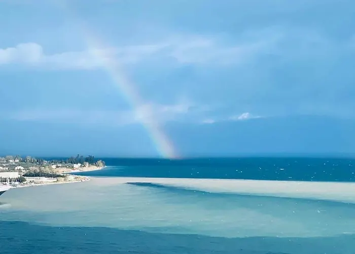 Gianna's Cozy And Shining *