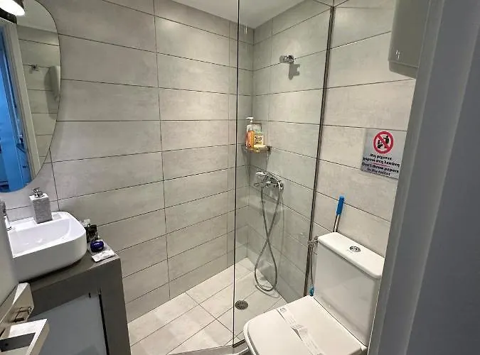 Gianna's Cozy And Shining *