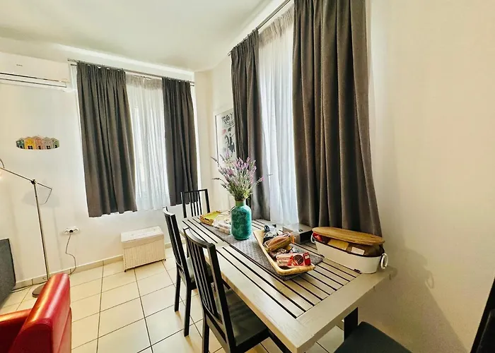 Gianna's Cozy And Shining דירה איגיו