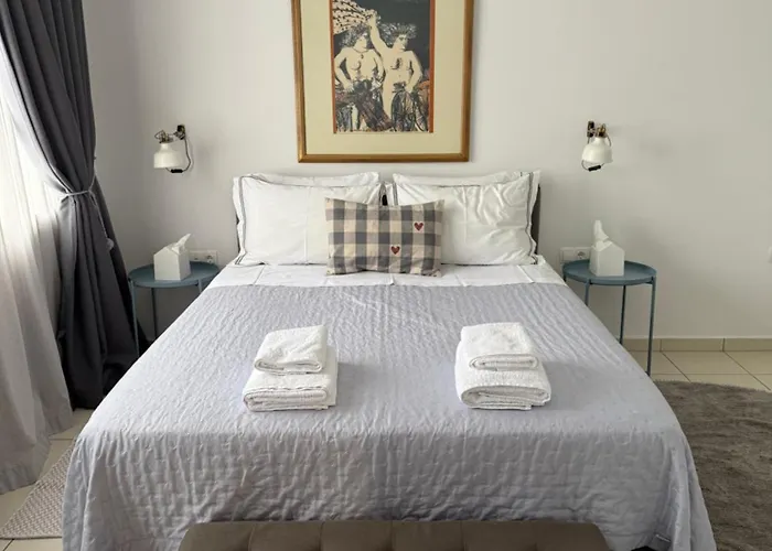 Gianna's Cozy And Shining * Éjo